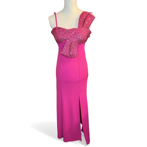 Morgan and Co One-Shoulder Sequin maxi Dress room formal homecoming Barbie - Picture 2 of 10